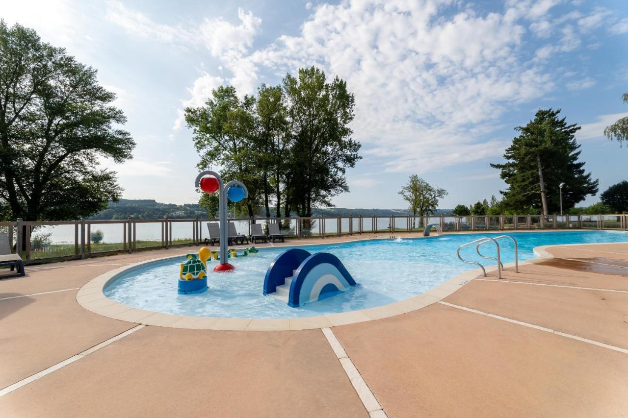 Hotel Camping Le Caussanel Canet-de-Salars Exterior foto