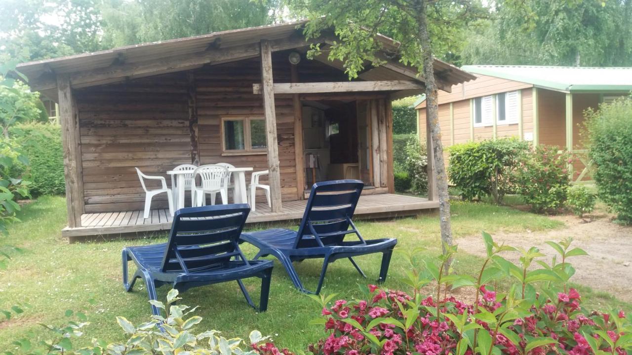 Hotel Camping Le Caussanel Canet-de-Salars Exterior foto